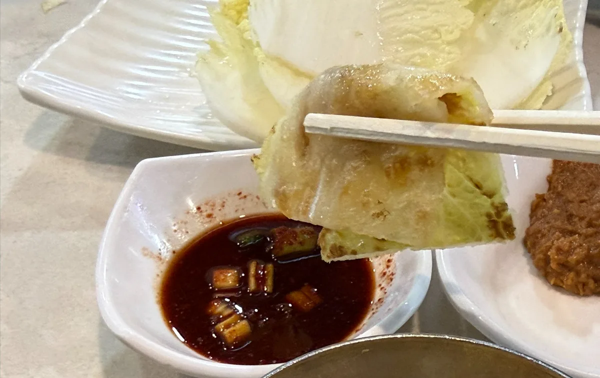 白菜のチヂミと醤油だれ