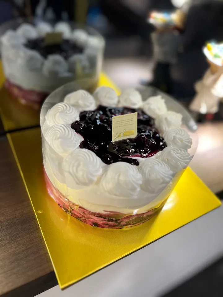 ブルーベリー生クリームケーキ