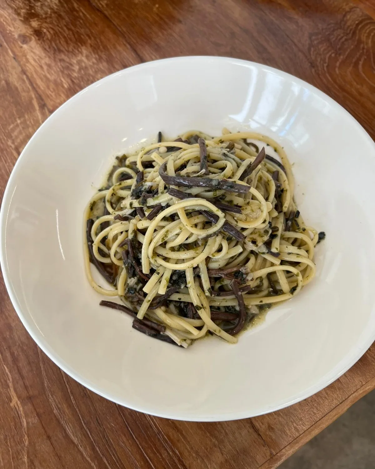 ワラビを合わせたパスタ