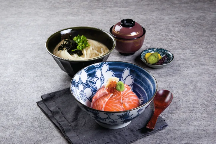 サケ丼