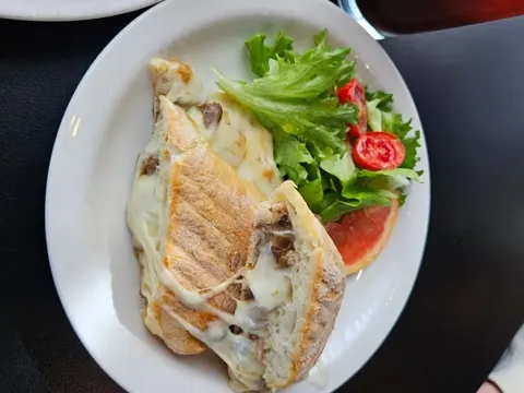 Cafe mil