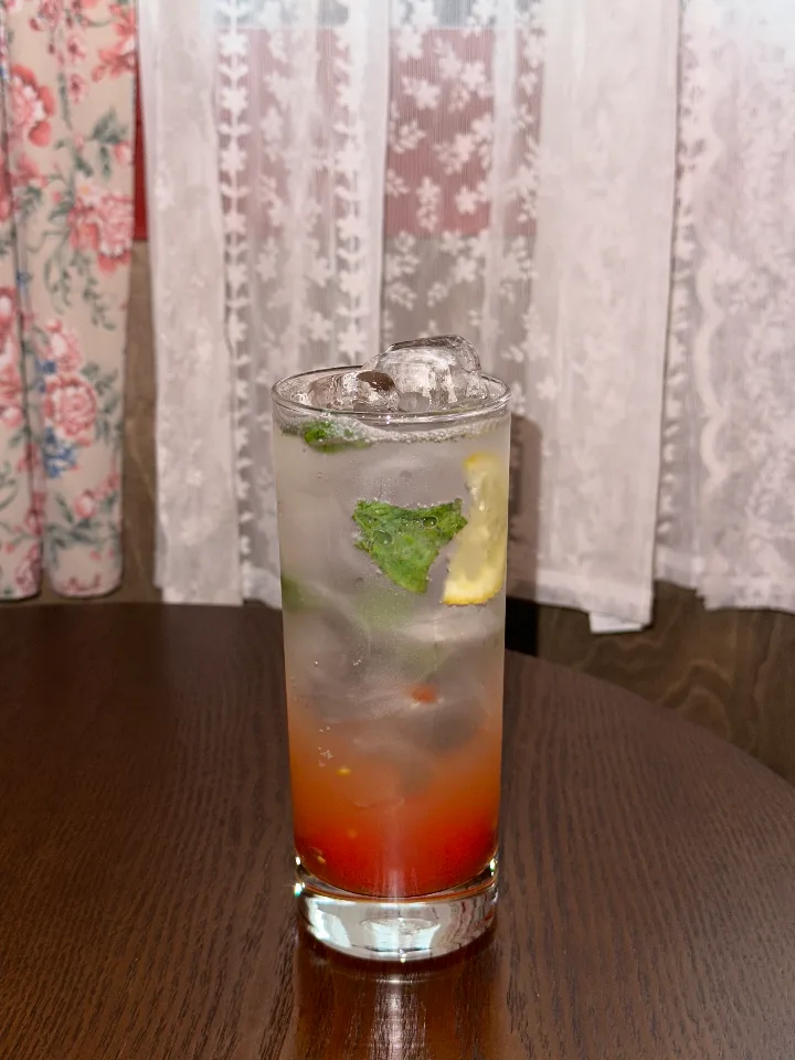 バジルトマトハイボール