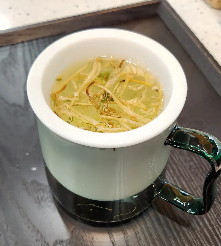 スイカズラ花茶