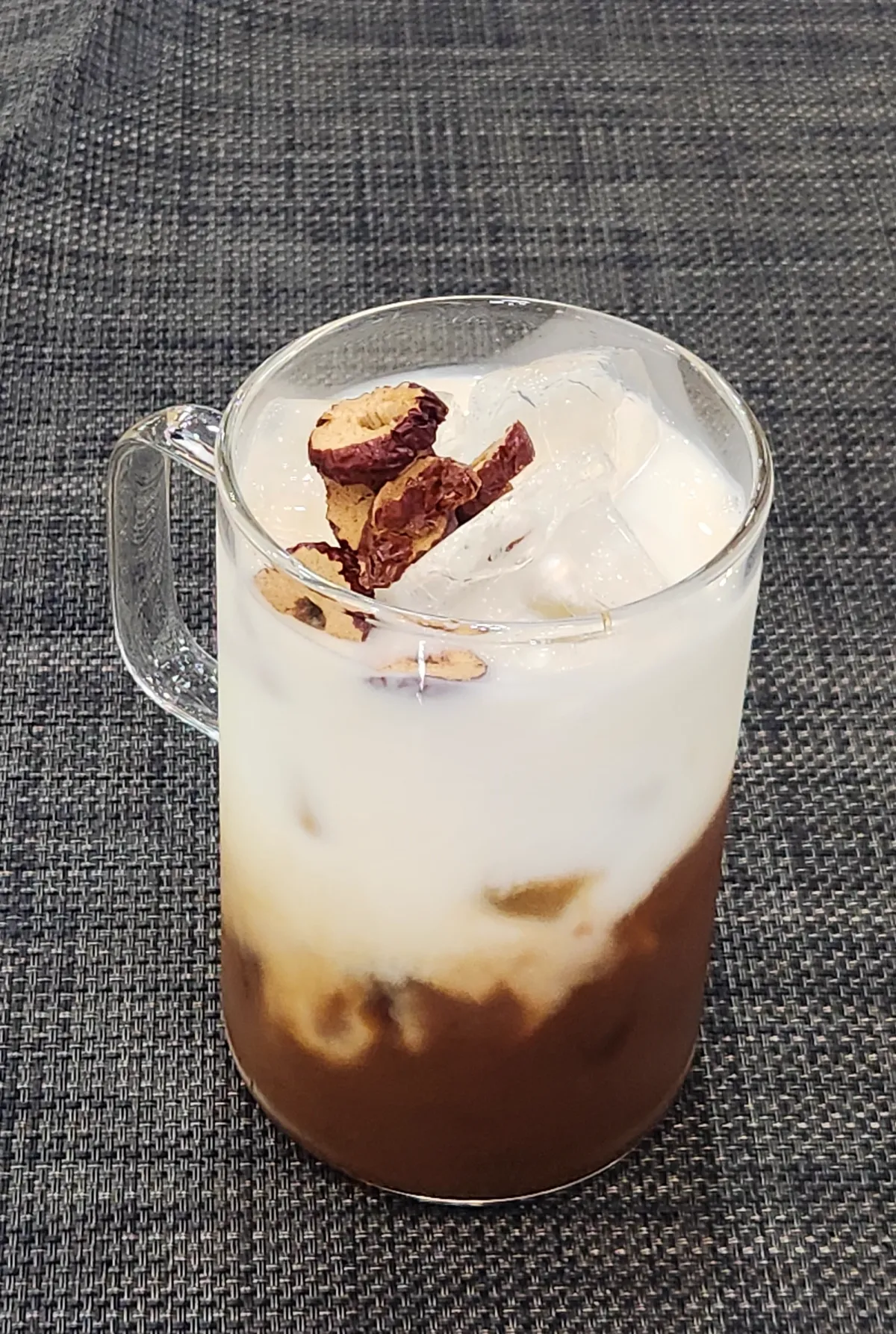 ナツメ茶ラテ