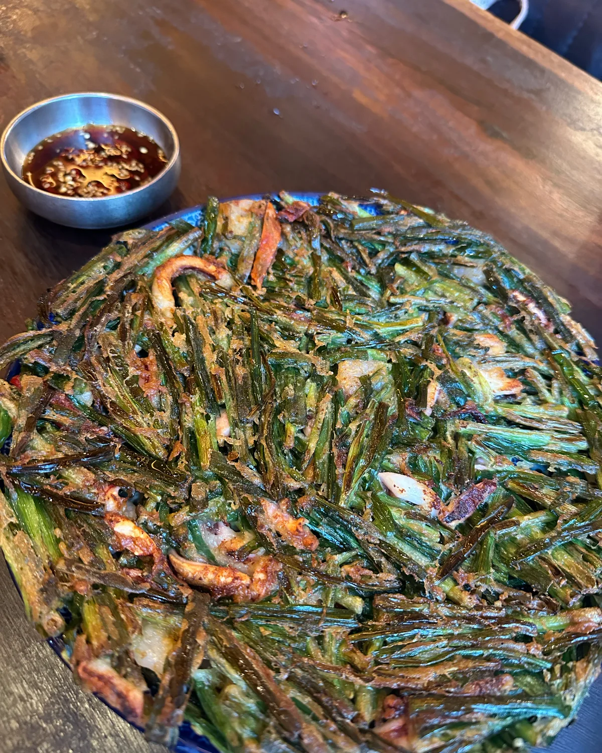 トマ 仁寺洞店 — 海鮮とニラのカリカリチヂミ