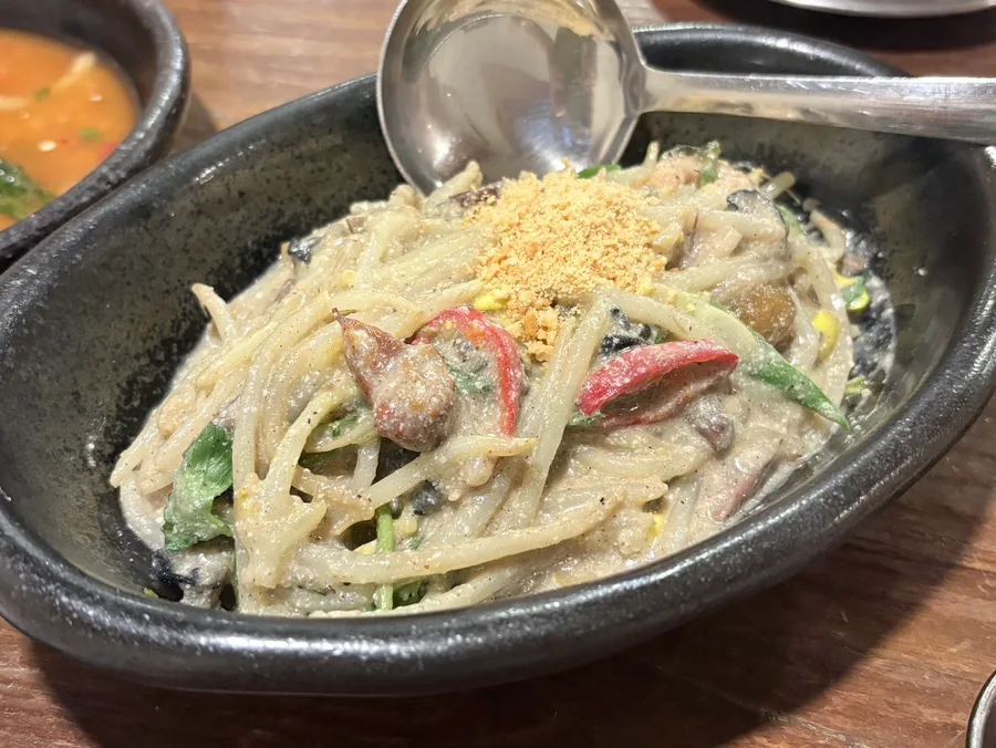 東莱ハルメパジョン — とろみのあるソースを絡めた野菜