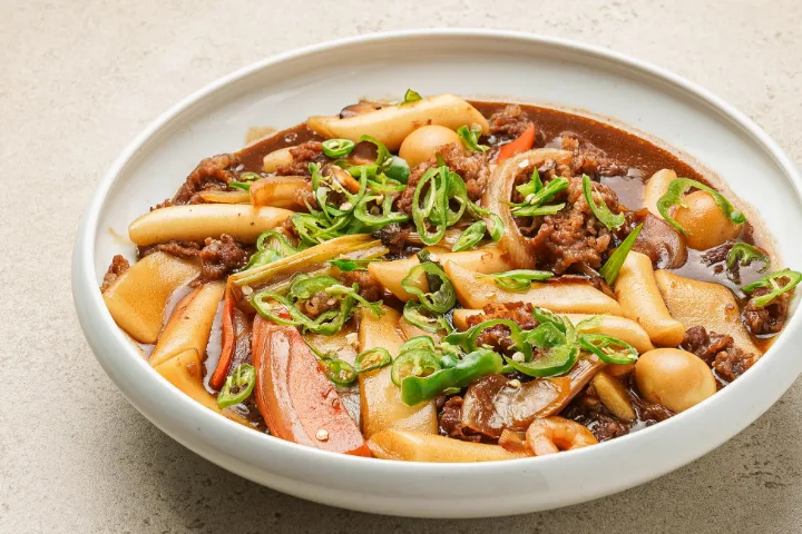 牛バラ肉入り宮廷風トッポギ