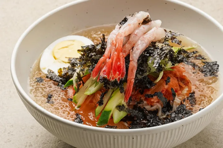 手作りどんぐりこんにゃくの冷たいスープ