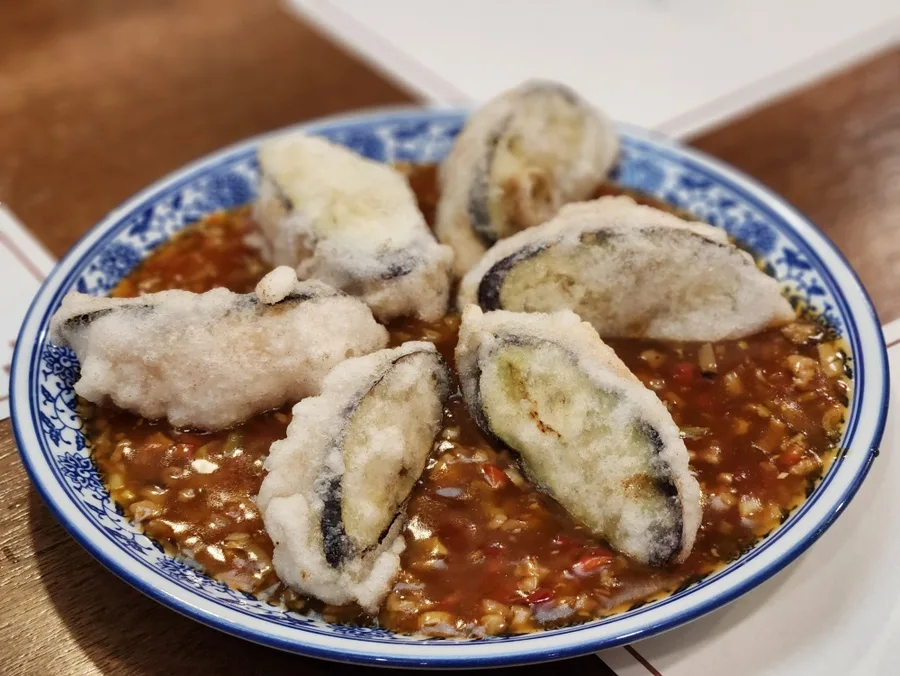 度量 — エビ詰めナスの揚げ物