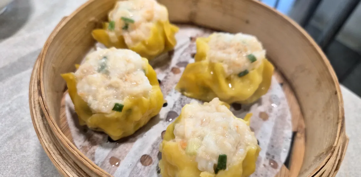 オヒャンウォン — 蒸籠に並ぶエビ焼売