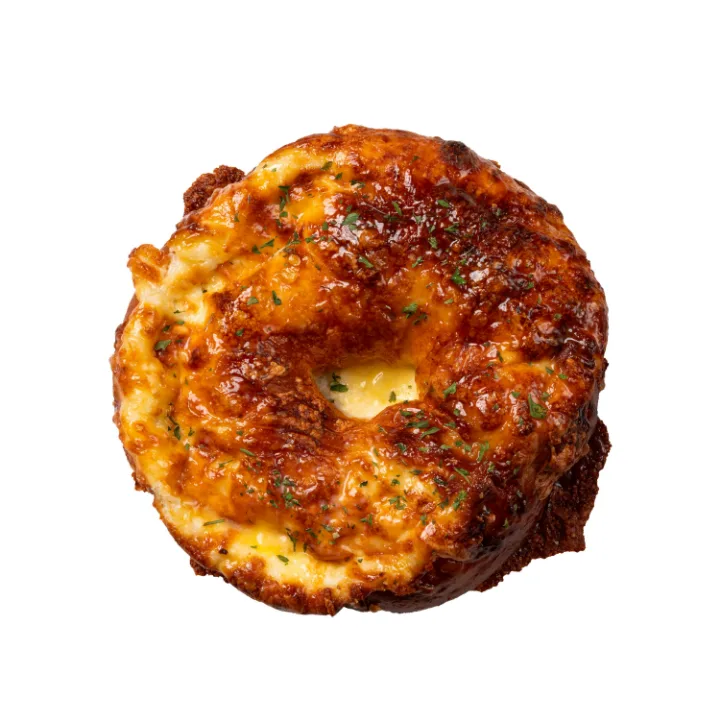 チーズクラストのバジルベーグル