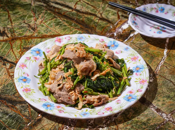 空心菜と牛肉の炒め物