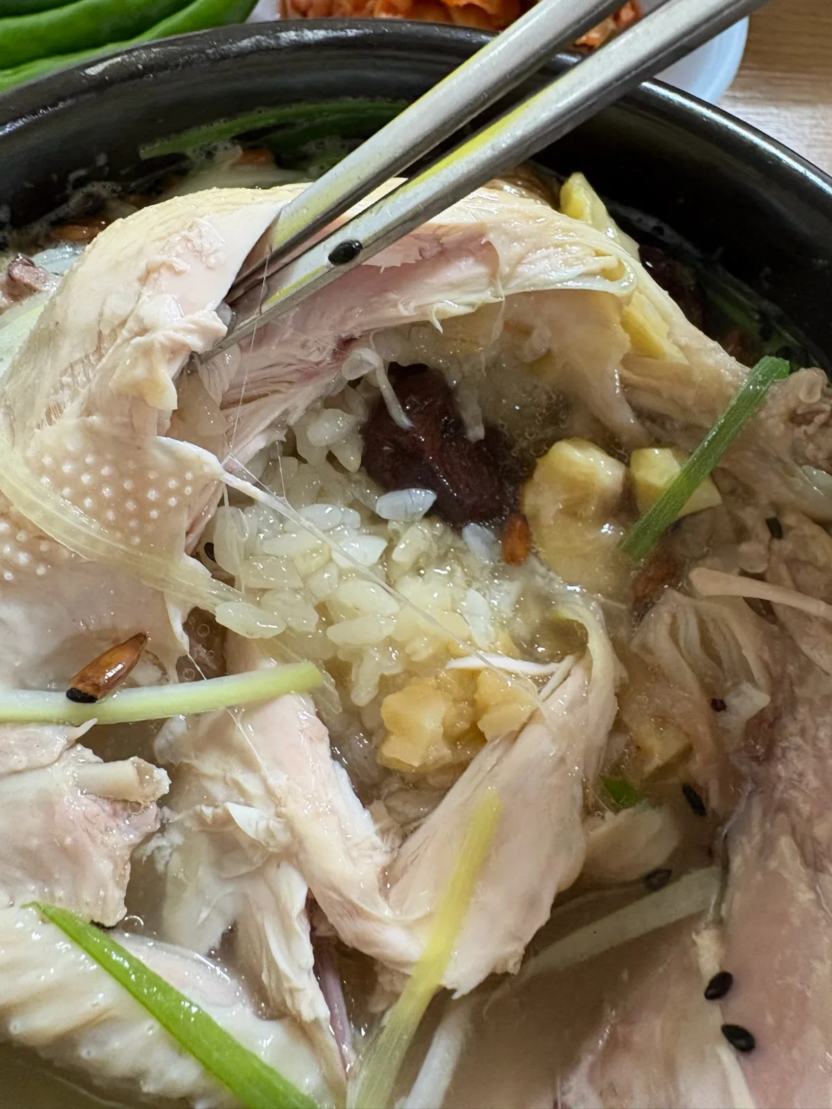 鶏の中に詰まったもち米