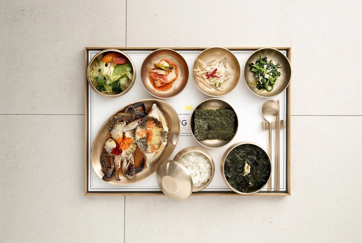 ケバン食堂 本店 — カンジャンケジャン定食のお膳