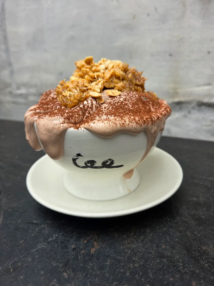 クランチピーナッツマウンテンかき氷