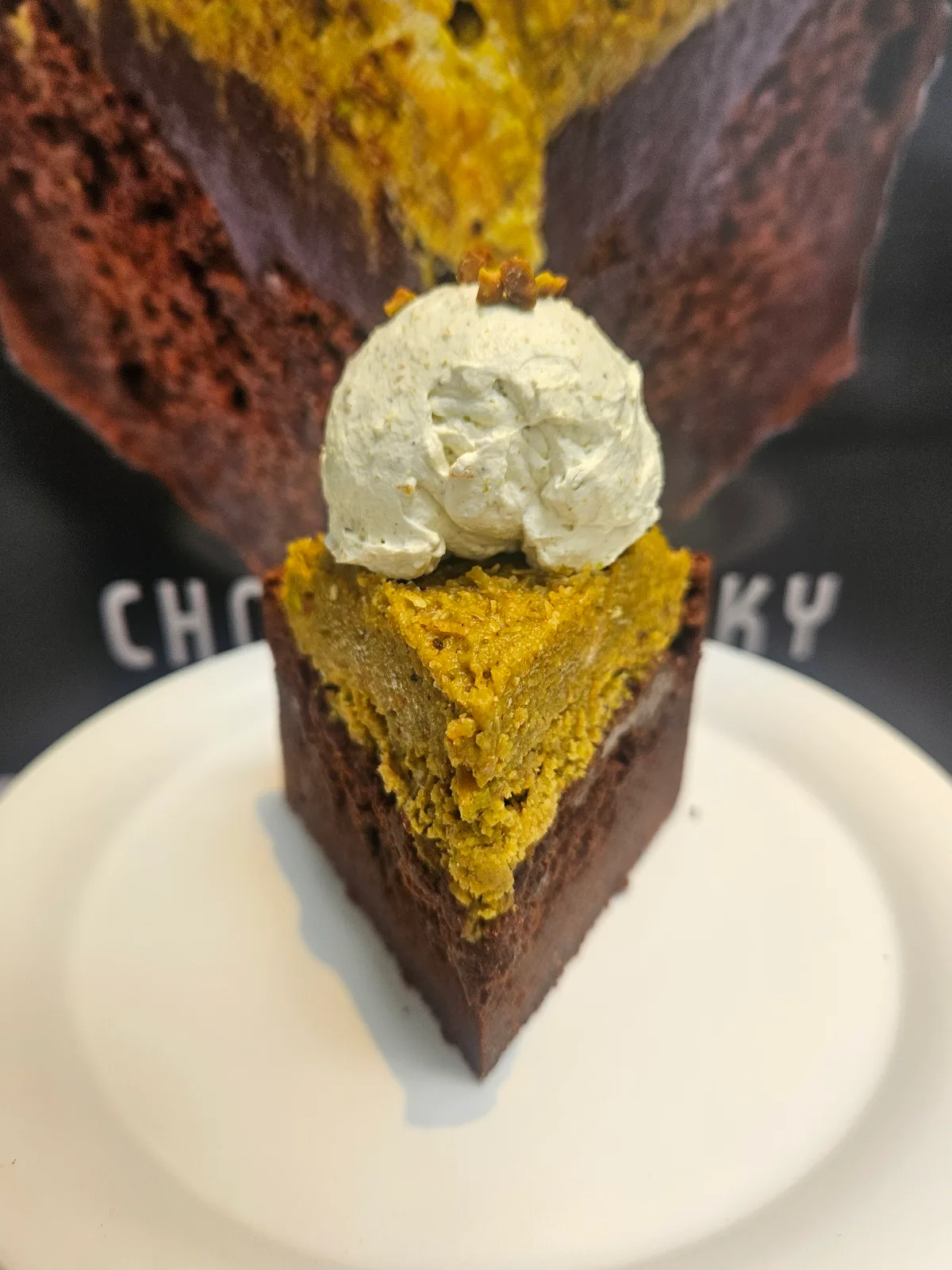ドバイチョコクランチケーキ