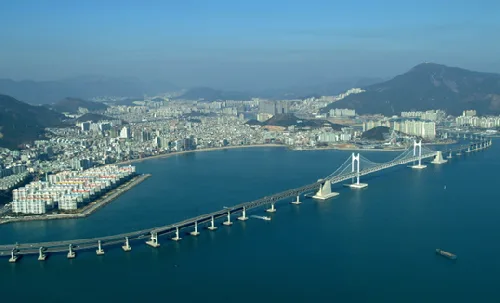 広安大橋 — 水営湾を横切る広安大橋の全景