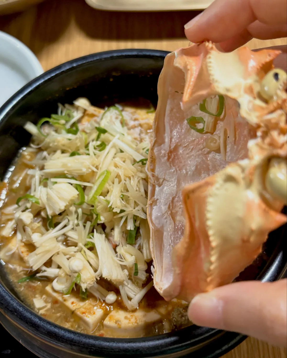 カニの甲羅を添えたスンドゥブ