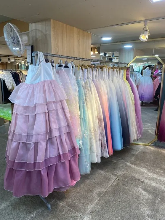 色とりどりの韓服スカート