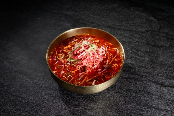 韓牛ユッケ麺
