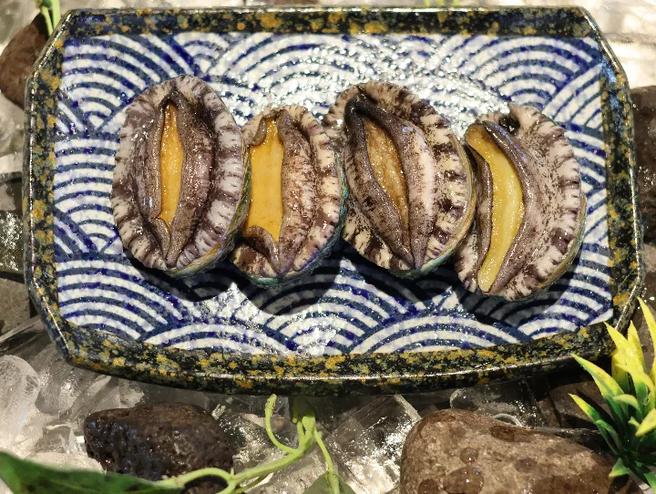 アワビの刺身（1皿）