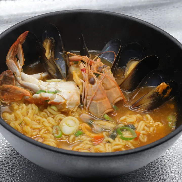 タクセウ海鮮ラーメン