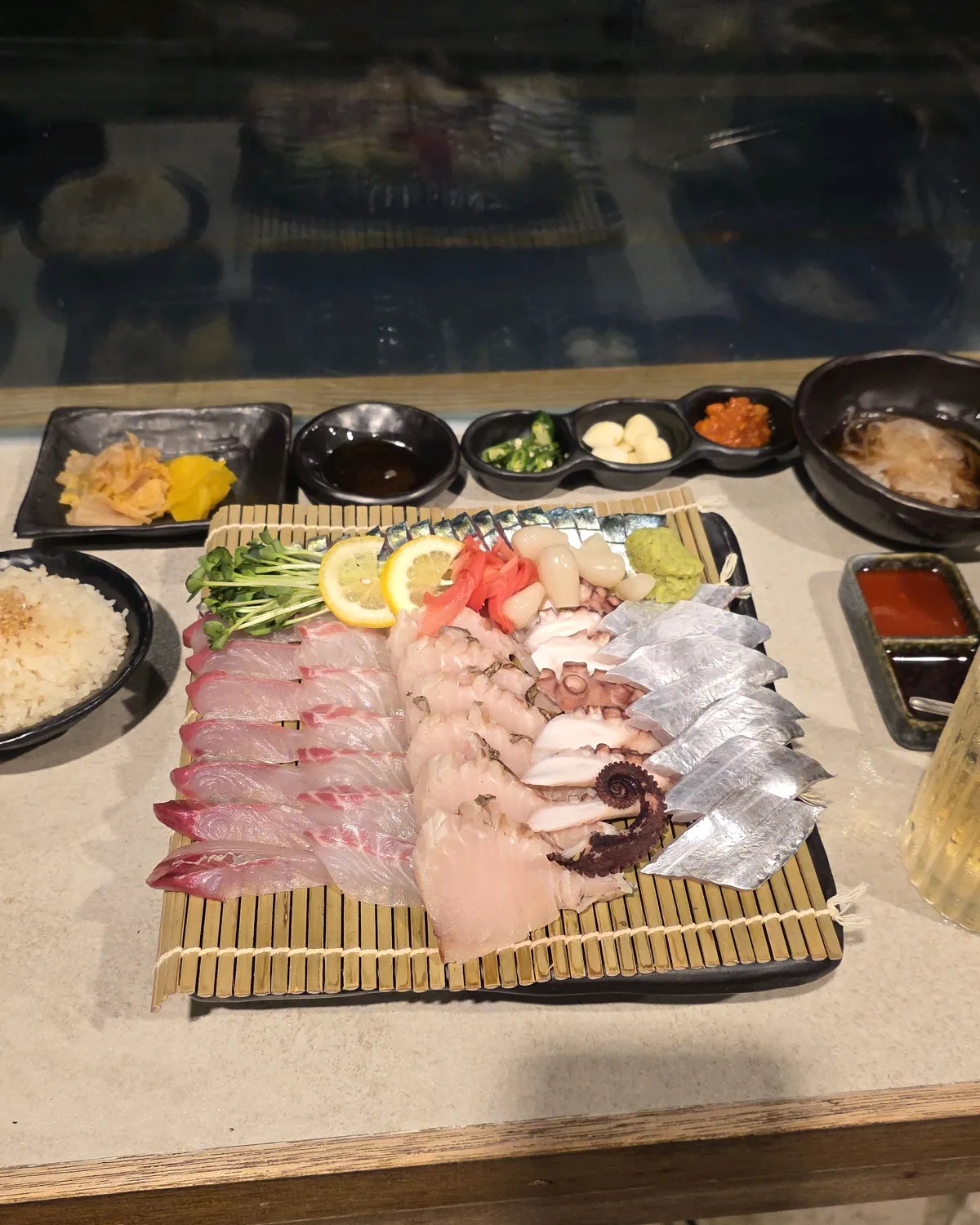 刺身盛り合わせ 小（1人前目安）