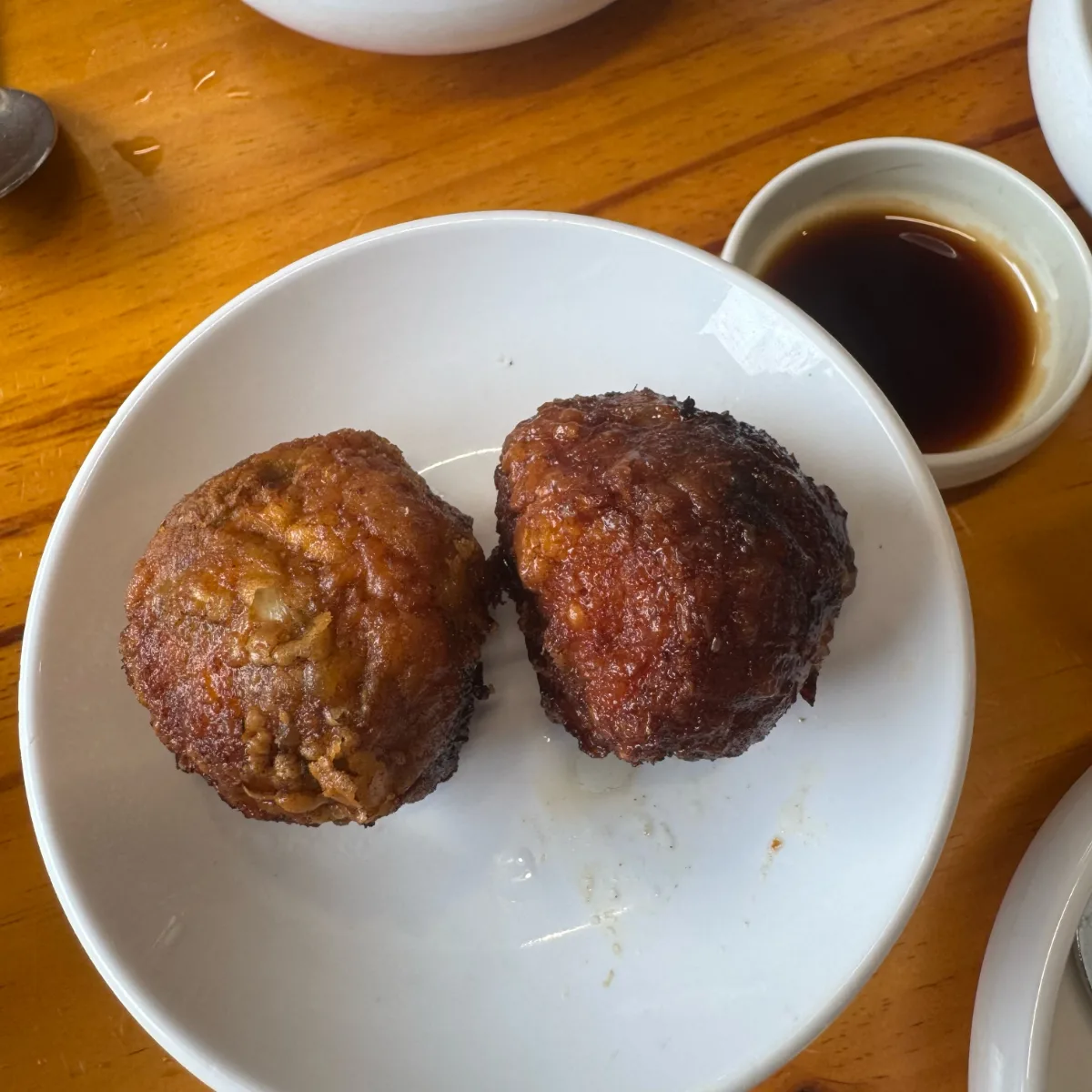 ファホン・カルグクス — 揚げ餃子のポクタク２個