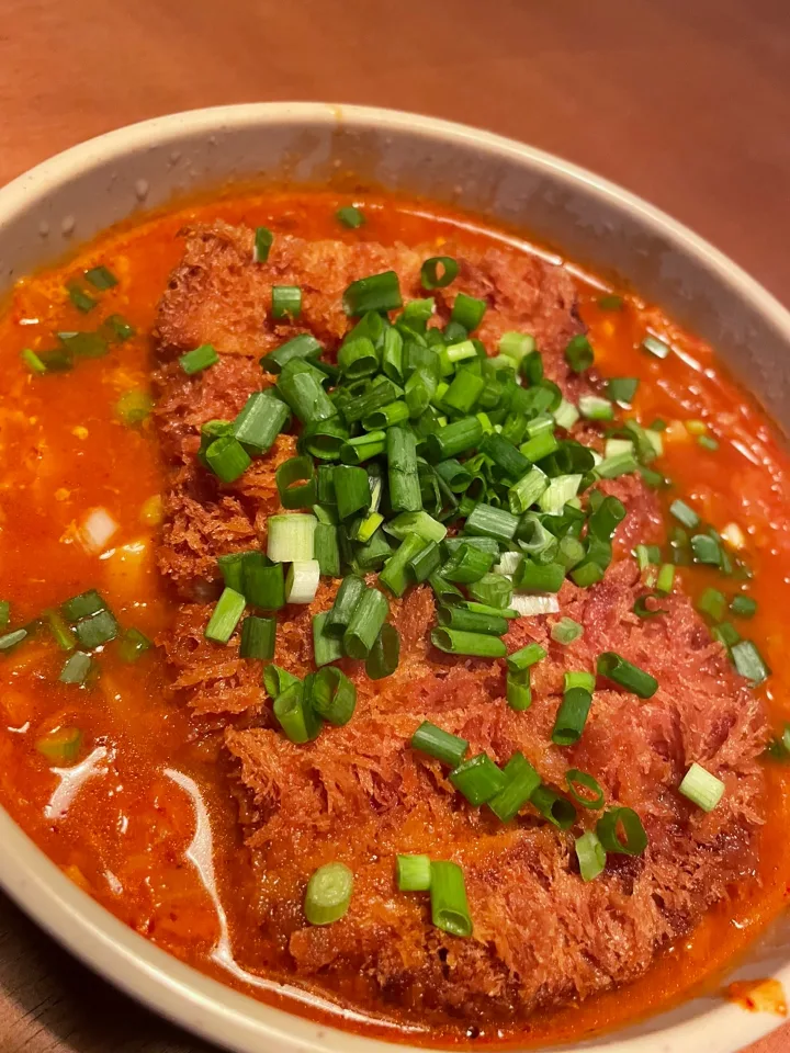 トンカツ入りキムチ鍋