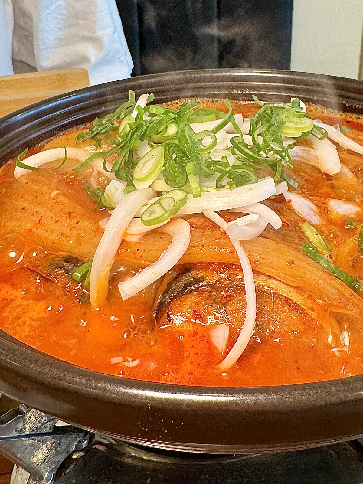 Bセット サバのキムチ煮・アマダイの焼き魚・海鮮鍋