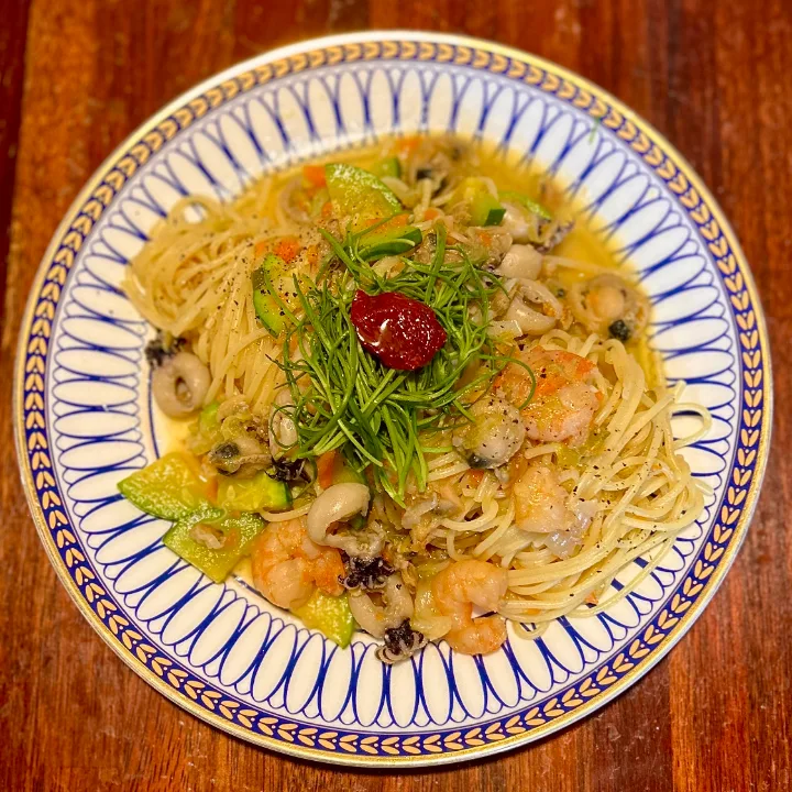 魚介と長ねぎのオイルパスタ