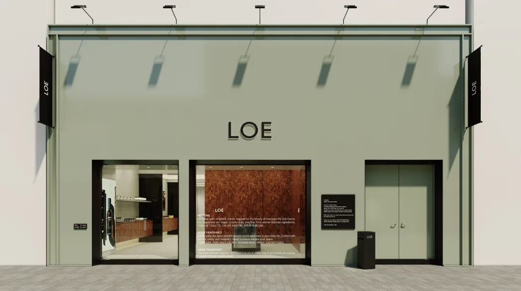 LOE 明洞店 — 淡いグリーンのLOEの店構え