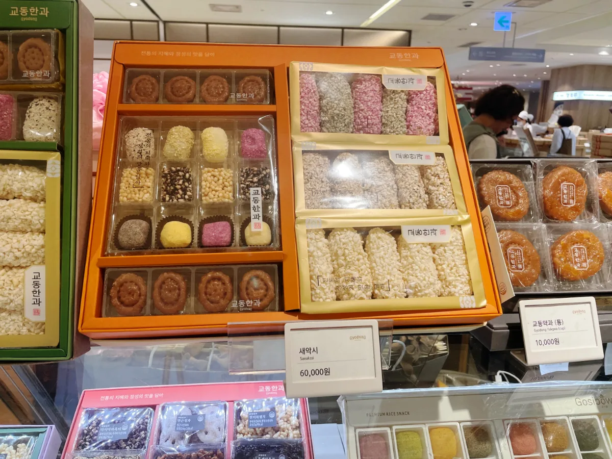 ロッテ百貨店 本店の薬菓・韓菓のギフト売り場
