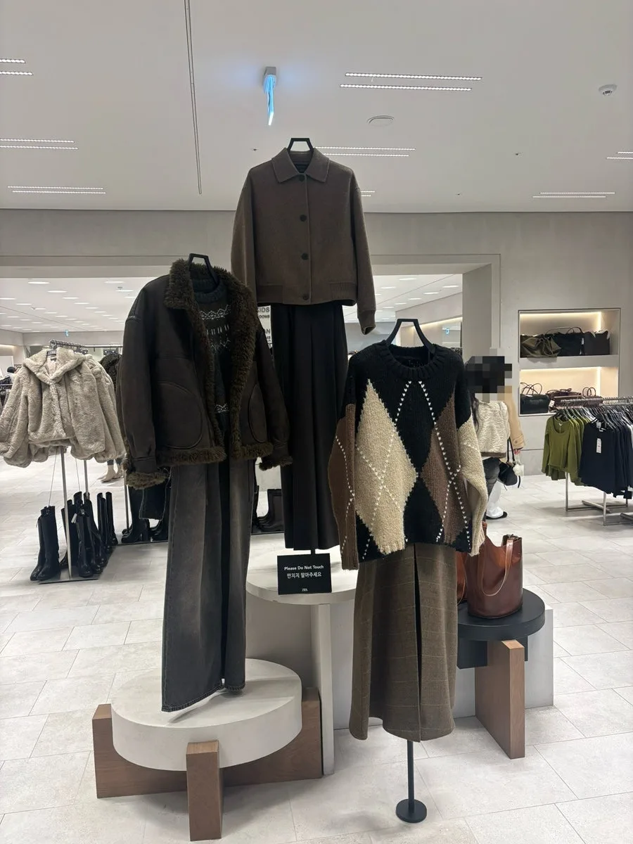 ロッテアウトレット ソウル駅店 — ZARAの売り場のマネキン