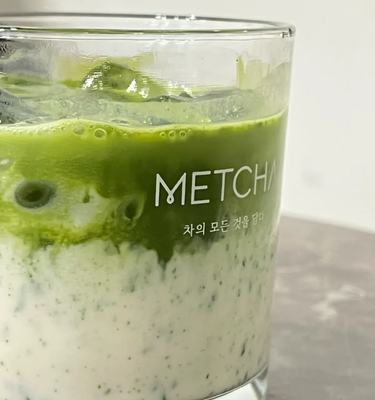 METCHA 明洞本店 — 抹茶とミルクが重なる一杯