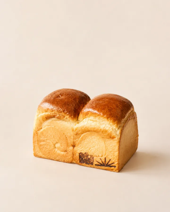 こんがり焼けた山形の生食パン