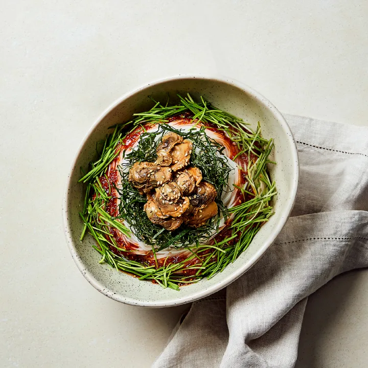 ピリ辛ホタテのビビン米麺定食