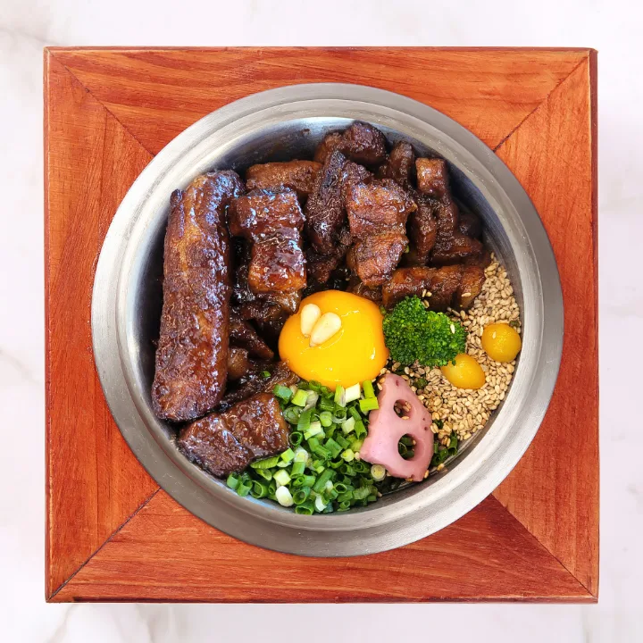 カルビ釜飯