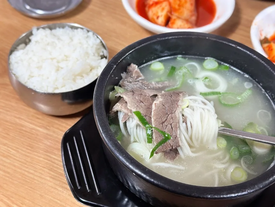 牛肉とそうめん入りソルロンタン