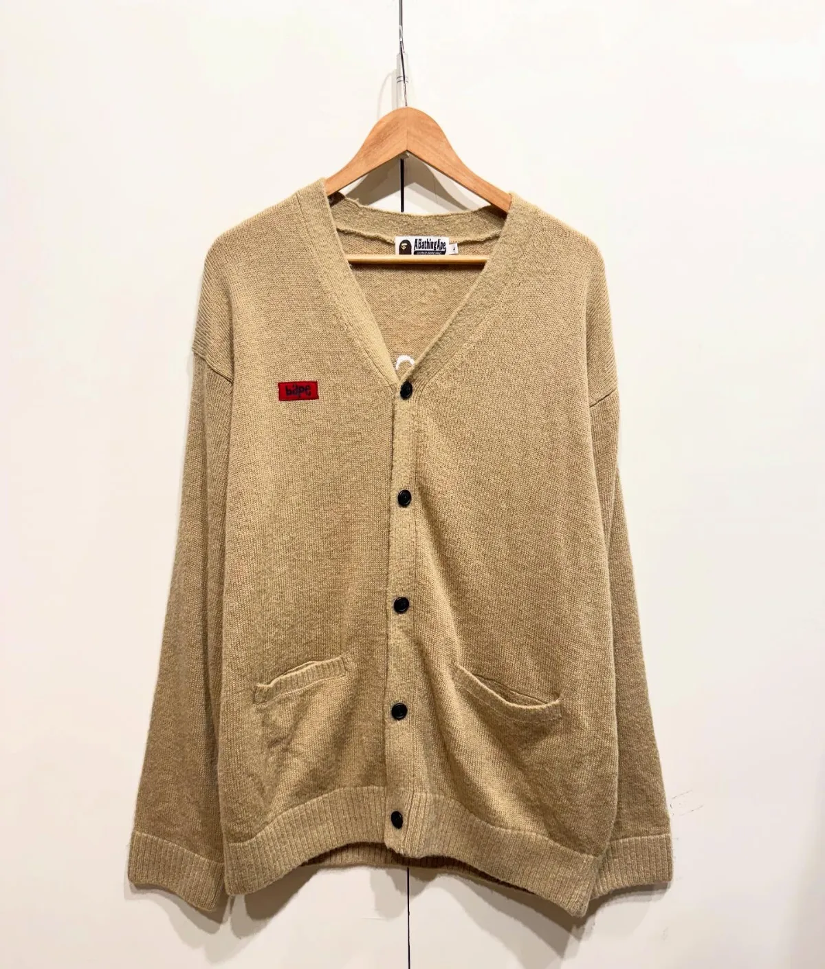 MUS VINTAGE — ベージュのニットカーディガン