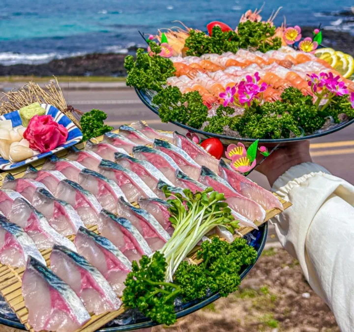 サバとタクセウの刺身（小）＋魚のスープ