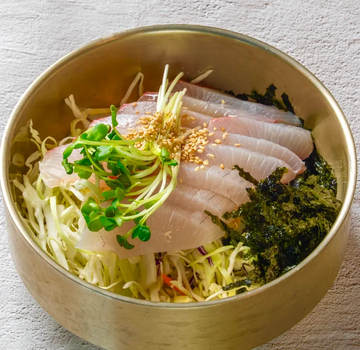 韓国風刺身丼