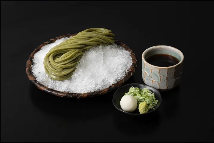 済州抹茶ざるうどん