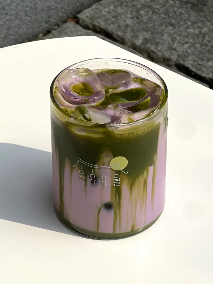 ウベ抹茶ラテ