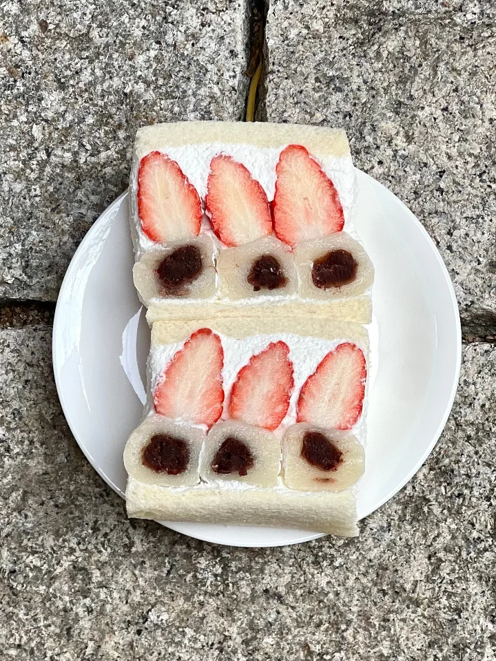 いちご餅サンド（1個）