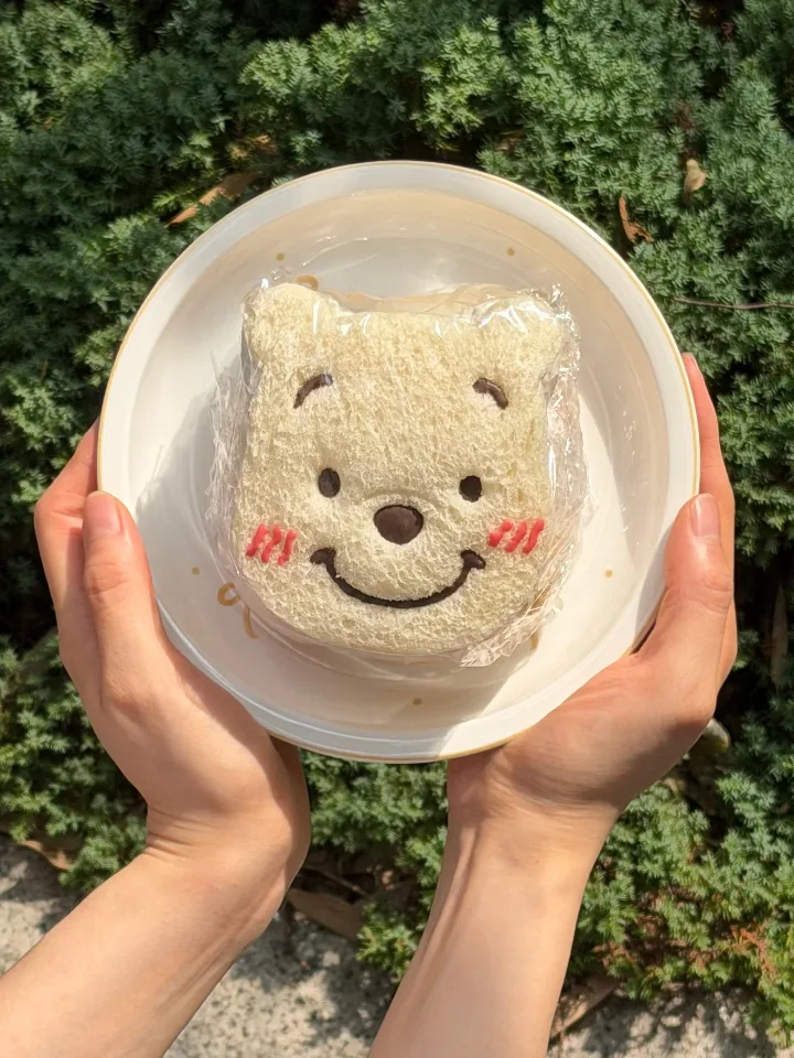 くまのプーさんのフルーツサンド（1個）