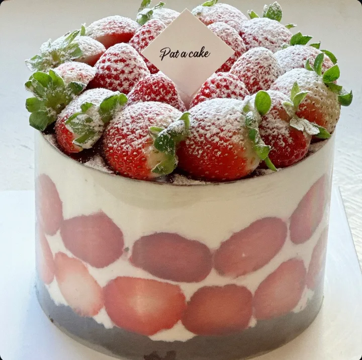 チョコいちごケーキ・1号