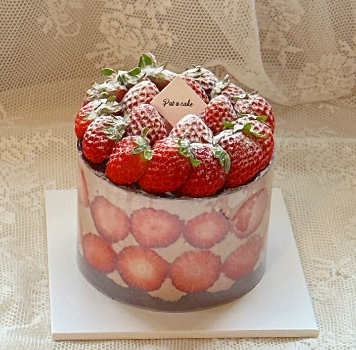 ガナッシュチョコいちごケーキ・ミニ