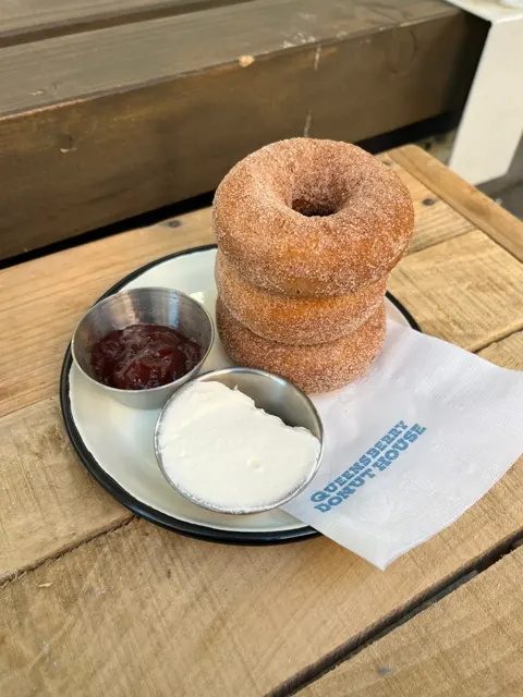 Queensberry Donut House 本店