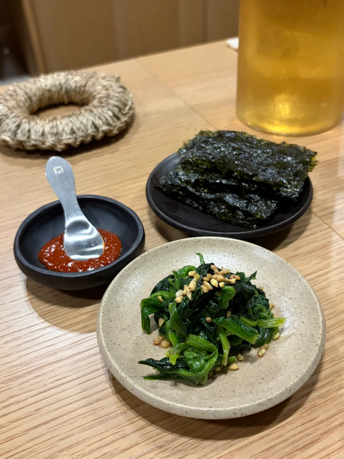 ほうれん草の和え物と海苔、たれ